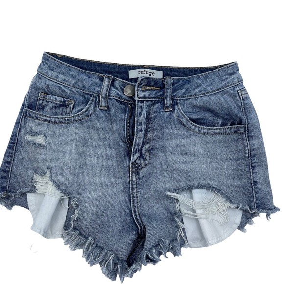 REFUGE Denim Short Shorts Jr Ladies Sz 0 100% Cotton Frayed Distressed EUC! - Picture 2 of 4